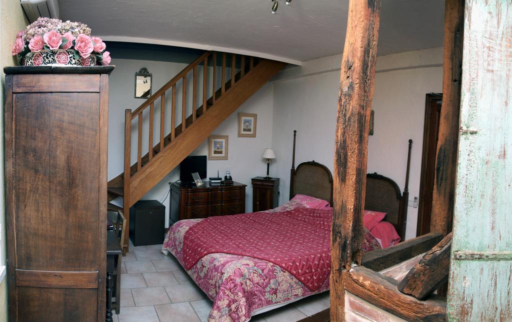 Le Moulin D'Hauterive Saint-Gervais-en-Vallière Esterno foto